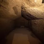 Advocata Nostra, Vivere In Case Nel Borgo Siena