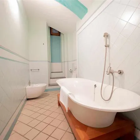 Advocata Nostra, Incontro Di Storia E Centralita *