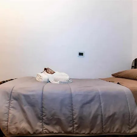 Advocata Nostra, Incontro Di Storia E Centralita Apartamento