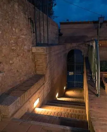 Advocata Nostra, Incontro Di Storia E Centralita Apartmán Siena